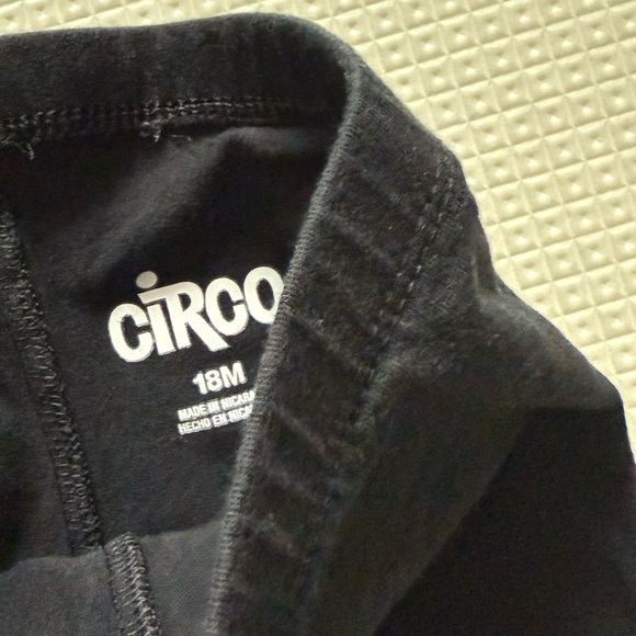 American Apparel|Baby girl summer outfit,white bodysuit•bilingual• & biker short - Picture 3 of 4